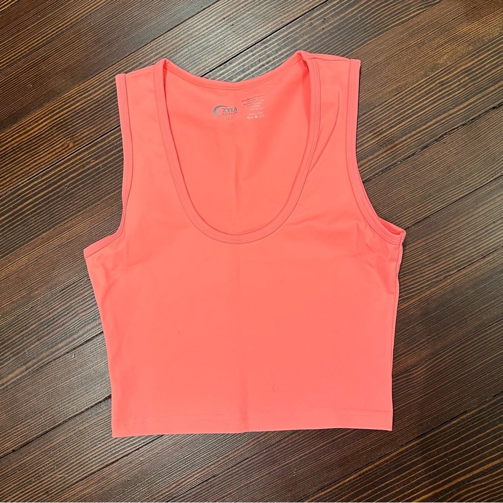 Zyia Stronger Tank, size Xtra Small. New Without Tags.